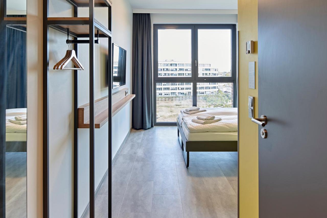 Meininger Hotel Koeln West Εξωτερικό φωτογραφία
