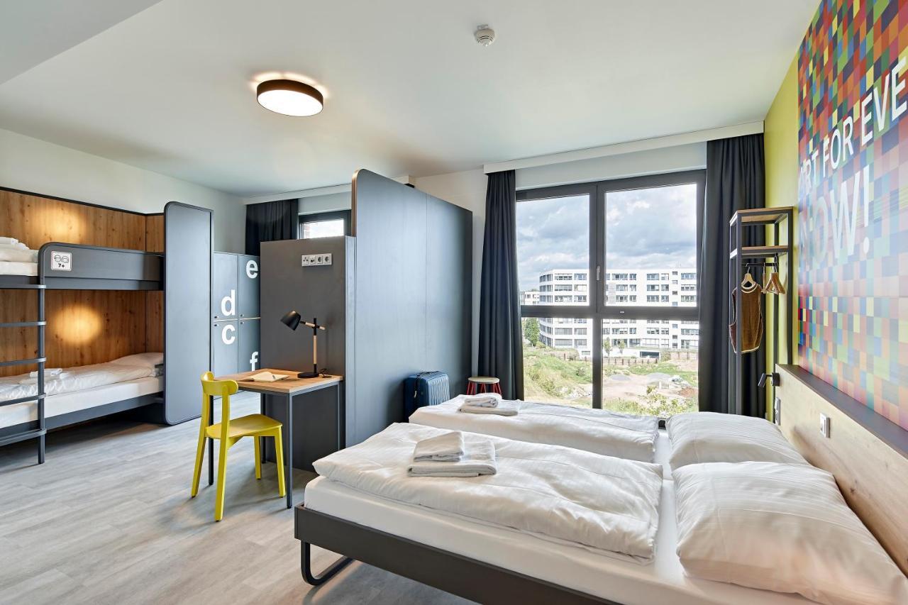 Meininger Hotel Koeln West Εξωτερικό φωτογραφία