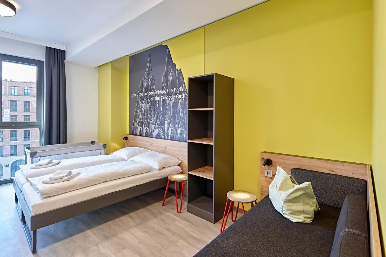 Meininger Hotel Koeln West Εξωτερικό φωτογραφία