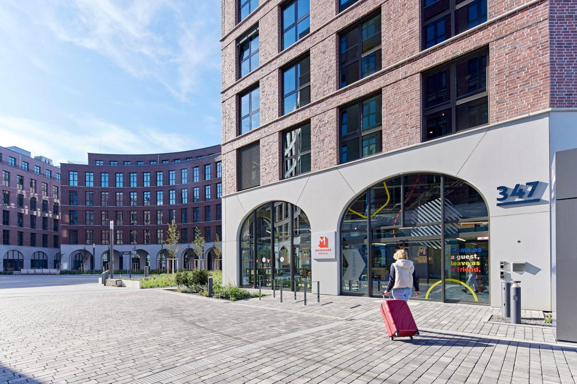 Meininger Hotel Koeln West Εξωτερικό φωτογραφία